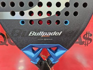 Pala de Pádel BullPadel Vertex 05 Comfort, Nueva.
