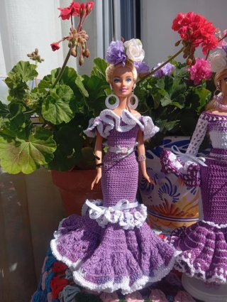 Traje Flamenca Barbie Morado y Blanco