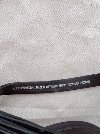 Sandalias tacón fino Zara Talla 41 Negras