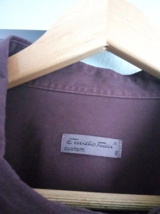 Camisa manga larga burdeos