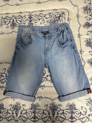 Pantalones cortos vaqueros claros