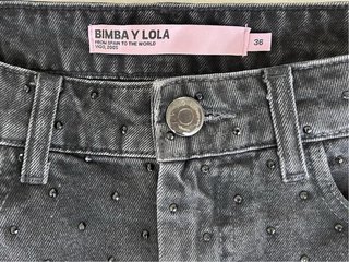 Minifalda BIMBA Y LOLA negra con pedrería Talla 36