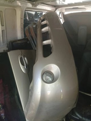 Paragolpes Delantero Kia Carnival con Antiniebla