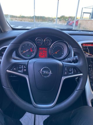 Opel Astra 2015