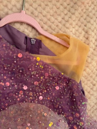 Vestido morado niña lentejuelas y tul