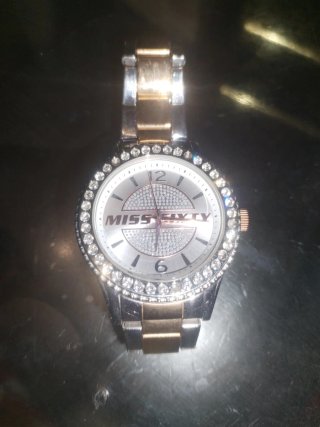 2 relojes Miss Sixty morado correa rota