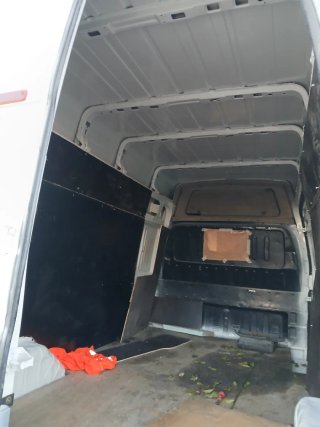 Ford E-Transit 2007