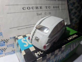 SEAT 600 Blanco  SCALEXTRIC C-31 1966