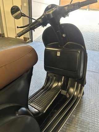 Vespa PX 200 E DN Negra