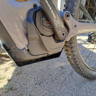 PROTECTOR EBIKE FOCUS AÑO 23/24 MOTOR BOSCH
