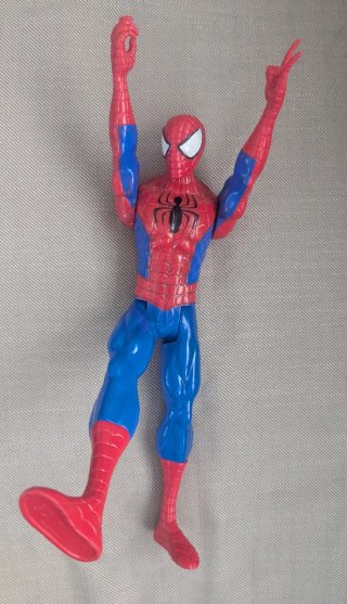 Figura Spiderman 25 cm
