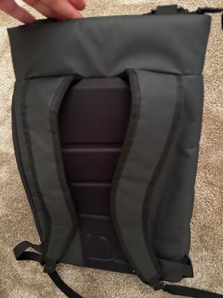 Mochila Douchebags Hugger 30L Negra