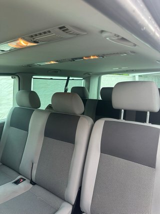 Volkswagen Caravelle 2012