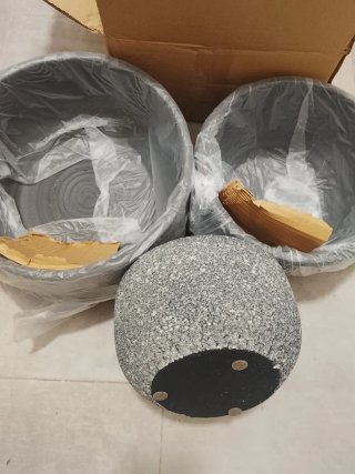 Maceta de cerámica gris