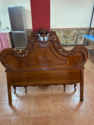 Cama de madera completa