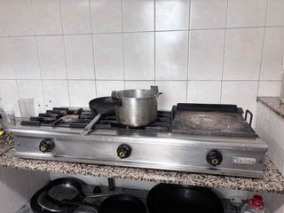 Cocina Industrial Gas 3 Fuegos + Plancha