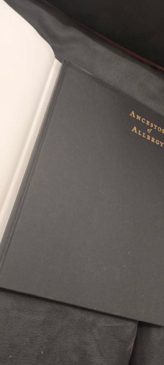 Libro Ancestors of Allergy - F. Estelle R. Simons