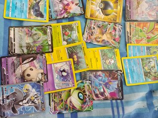 Cartas Pokémon Variadas