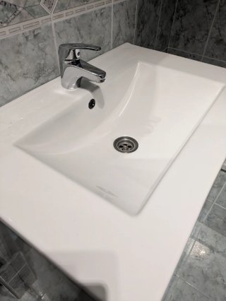 Mueble de baño con lavabo
