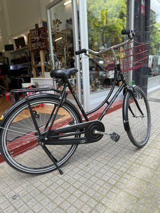Bicicleta Clásica con Cesta Delantera
