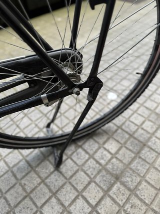 Bicicleta Clásica con Cesta Delantera