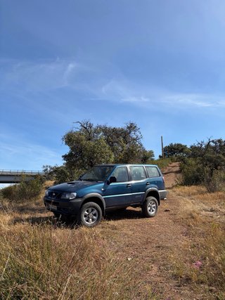Nissan Terrano II 2000