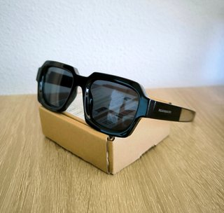 Gafas de sol  rectangulares retro negras