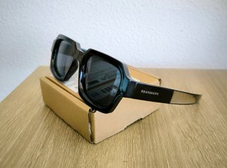 Gafas de sol  rectangulares retro negras