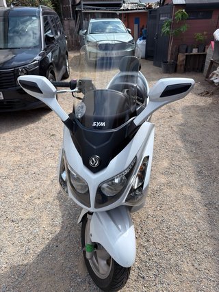 SYM EVO 125cc Maxi Scooter Blanca
