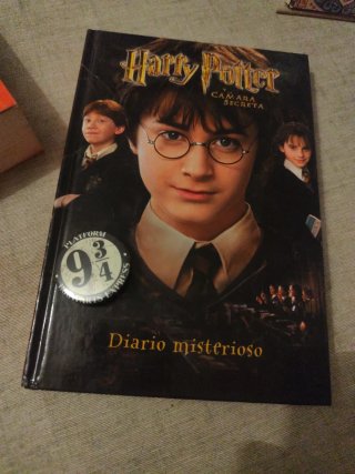 HARRY POTTER & HALF BLOOD PRINCE (ADULT COVER)