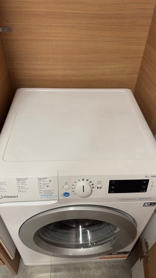Lavadora Indesit 9kg 1400rpm