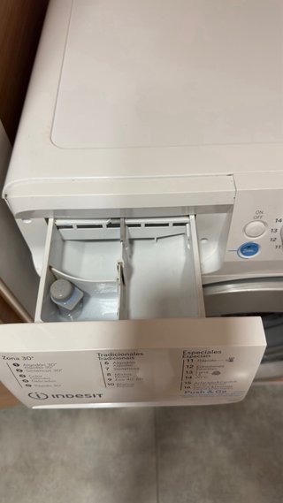Lavadora Indesit 9kg 1400rpm