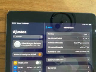 iPad Negro/Plateado con Cargador y Caja