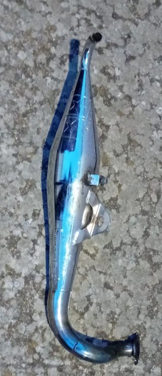 Tubo de escape cromado para moto