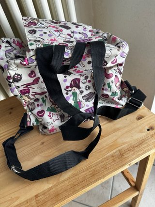 Funky Y2K-inspired backpack limited edition