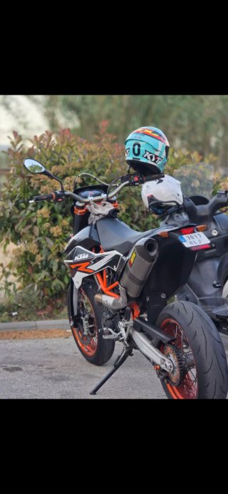 KTM 690 Smcr 11.000 km A2