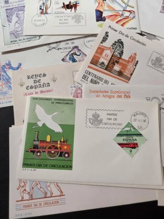 Lote sobres España +100