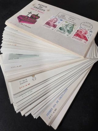 Lote sobres España +100