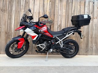 Triumph Tiger 900 Aragon Ed. Roja/Blanca