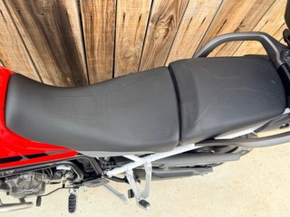 Triumph Tiger 900 Aragon Ed. Roja/Blanca