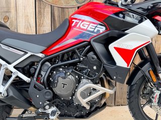 Triumph Tiger 900 Aragon Ed. Roja/Blanca