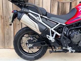 Triumph Tiger 900 Aragon Ed. Roja/Blanca