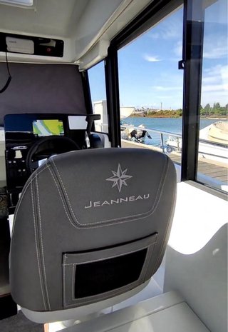 Barco Jeanneau Merry Fisher Sport 695 S2 del 2022