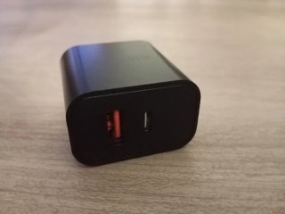 Cargador USB-C Negro