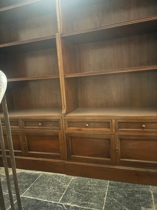 Estantería madera maciza antigua