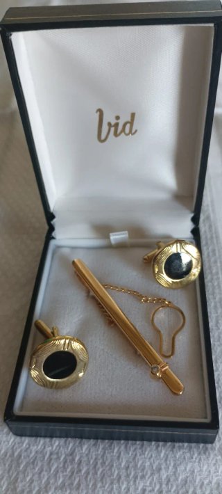 Alfiler de corbata y gemelos Vid dorados