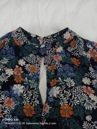 Vestido estampado floral manga larga
