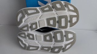 Zapatillas Hoka Bondi 9