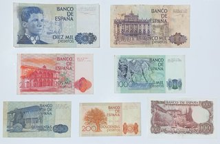 Lote 7 billetes de pesetas de la Democracia.