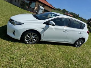 Toyota Auris 2015
